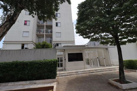 Apartamento para alugar com 52m², 2 quartos e 1 vagaFachada