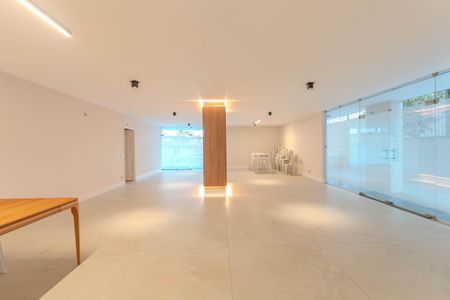 Apartamento para alugar com 135m², 4 quartos e 1 vagaÁrea comum - Salão de festas