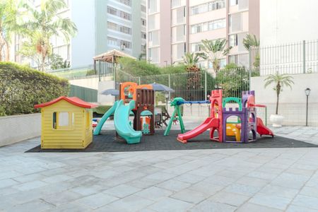 Apartamento para alugar com 135m², 4 quartos e 1 vagaÁrea comum - Playground