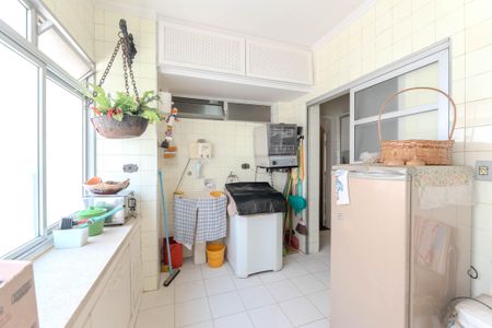 Apartamento para alugar com 135m², 4 quartos e 1 vagaÁrea de Serviço