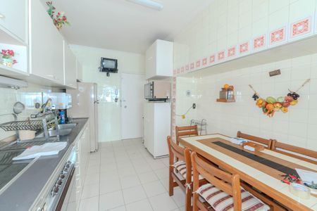 Apartamento para alugar com 135m², 4 quartos e 1 vagaCozinha