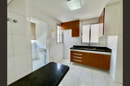 Apartamento para alugar com 4 quartos, 180m² em Ipiranga, Belo Horizonte