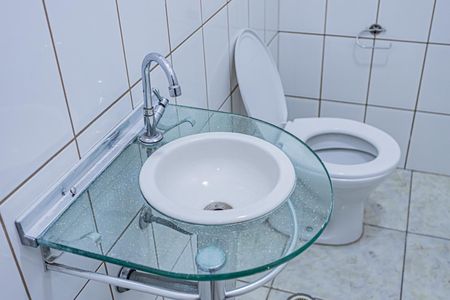 Casa para alugar com 180m², 2 quartos e 2 vagas Casa para alugar com 180m², 2 quartos e 2 vagasLavabo