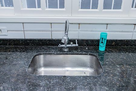 Casa para alugar com 180m², 2 quartos e 2 vagas Casa para alugar com 180m², 2 quartos e 2 vagasCozinha