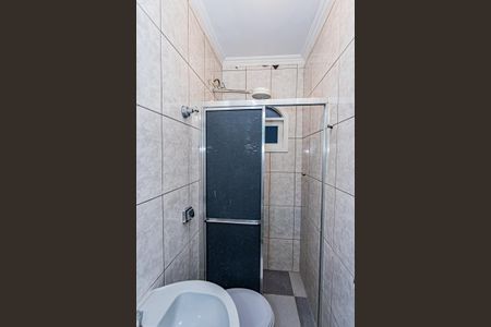 Casa para alugar com 180m², 2 quartos e 2 vagas Casa para alugar com 180m², 2 quartos e 2 vagasBanheiro de serviço