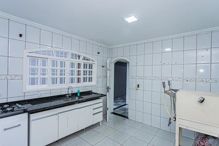 Casa para alugar com 180m², 2 quartos e 2 vagas Casa para alugar com 180m², 2 quartos e 2 vagasCozinha