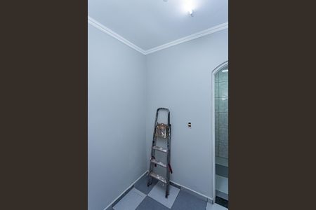 Casa para alugar com 180m², 2 quartos e 2 vagas Casa para alugar com 180m², 2 quartos e 2 vagasQuarto de Serviço