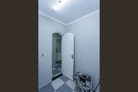 Casa para alugar com 180m², 2 quartos e 2 vagas Casa para alugar com 180m², 2 quartos e 2 vagasQuarto de Serviço