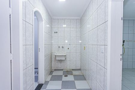 Casa para alugar com 180m², 2 quartos e 2 vagas Casa para alugar com 180m², 2 quartos e 2 vagasÁrea de Serviço