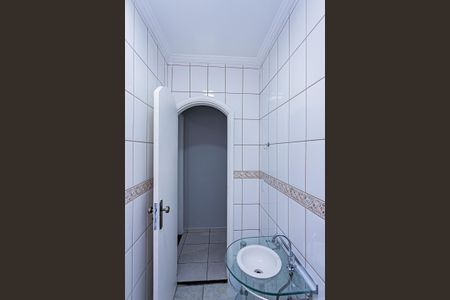 Casa para alugar com 180m², 2 quartos e 2 vagas Casa para alugar com 180m², 2 quartos e 2 vagasLavabo