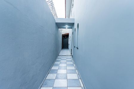 Casa para alugar com 180m², 2 quartos e 2 vagas Casa para alugar com 180m², 2 quartos e 2 vagasCorredor