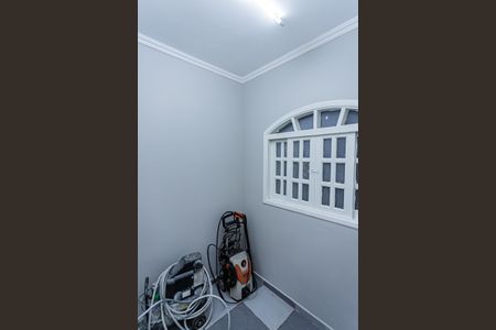 Casa para alugar com 180m², 2 quartos e 2 vagas Casa para alugar com 180m², 2 quartos e 2 vagasQuarto de Serviço