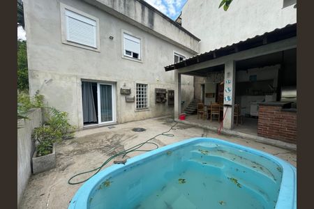Casa à venda com 103m², 3 quartos e 1 vagaÁrea comum - Gourmet e piscina