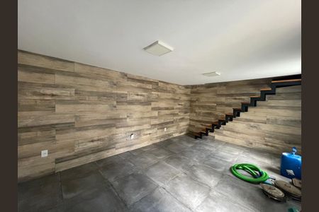 Casa à venda com 103m², 3 quartos e 1 vagaSalão de festa