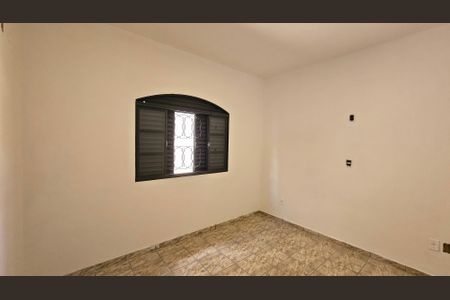 Casa à venda com 250m², 3 quartos e 4 vagas