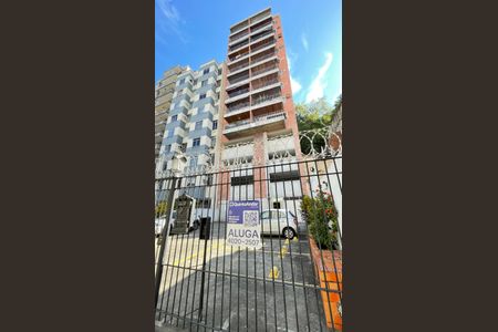 Apartamento à venda com 64m², 2 quartos e 1 vaga Apartamento à venda com 64m², 2 quartos e 1 vagaPlaquinha