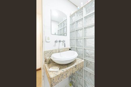 Apartamento à venda com 64m², 2 quartos e 1 vagaBanheiro