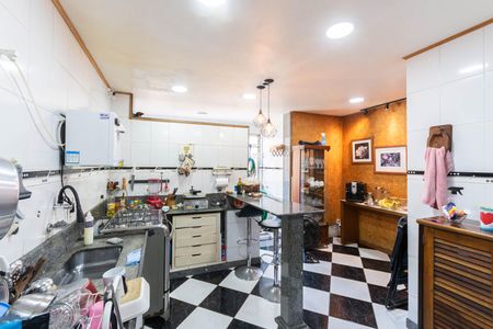 Apartamento à venda com 64m², 2 quartos e 1 vagaCozinha