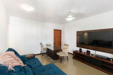 Apartamento à venda com 64m², 2 quartos e 1 vagaSala