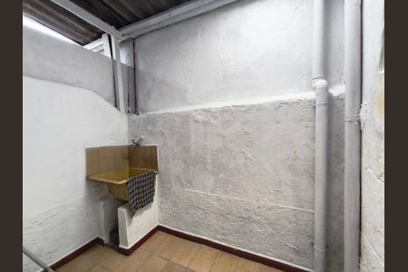 Casa para alugar com 38m², 1 quarto e sem vagaÁrea de Serviço