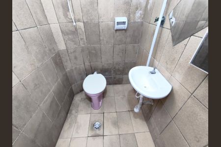 Casa para alugar com 38m², 1 quarto e sem vagaBanheiro 