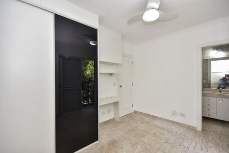 Apartamento para alugar com 164m², 4 quartos e 3 vagasSuíte 2