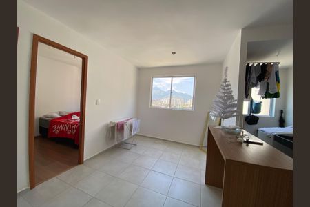 Apartamento para alugar com 2 quartos, 40m² em Del Castilho, Rio de Janeiro