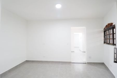 Casa para alugar com 90m², 2 quartos e 2 vagas