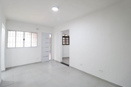 Casa para alugar com 90m², 2 quartos e 2 vagas