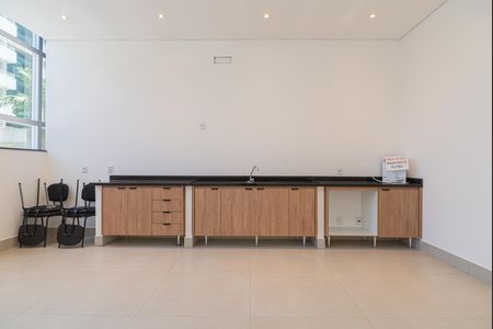 Studio à venda com 29m², 1 quarto e sem vagaÁrea comum - Salão de festas