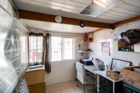 Casa à venda com 120m², 4 quartos e 2 vagasEscritório