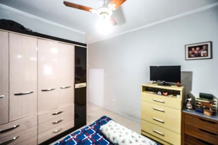 Casa à venda com 120m², 4 quartos e 2 vagasSuíte