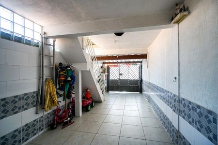 Casa à venda com 120m², 4 quartos e 2 vagasGaragem