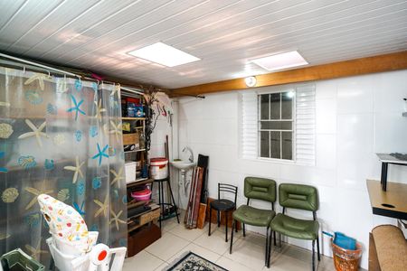 Casa à venda com 120m², 4 quartos e 2 vagasEscritório