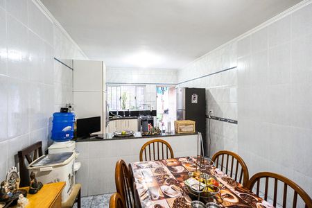 Casa à venda com 120m², 4 quartos e 2 vagasCopa