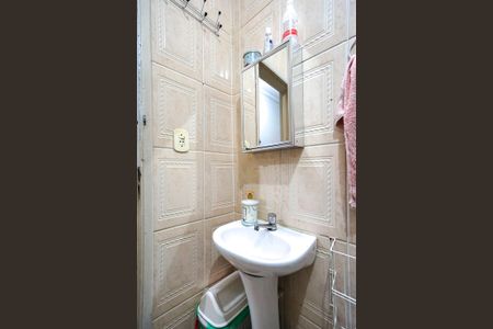 Casa à venda com 120m², 4 quartos e 2 vagasBanheiro social