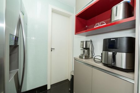 Apartamento à venda com 220m², 4 quartos e 3 vagasCOZINHA