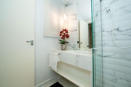 Apartamento à venda com 220m², 4 quartos e 3 vagasBANHEIRO3