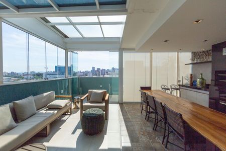 Apartamento à venda com 220m², 4 quartos e 3 vagasCOBERTURA