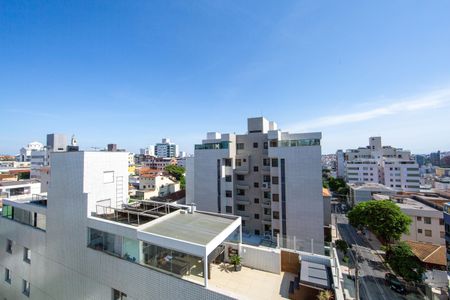 Apartamento à venda com 220m², 4 quartos e 3 vagasVISTA