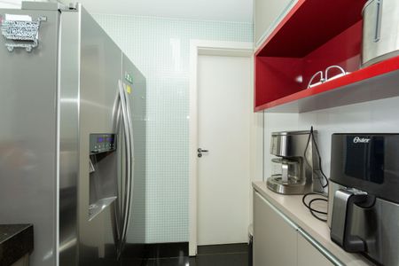 Apartamento à venda com 220m², 4 quartos e 3 vagasCOZINHA
