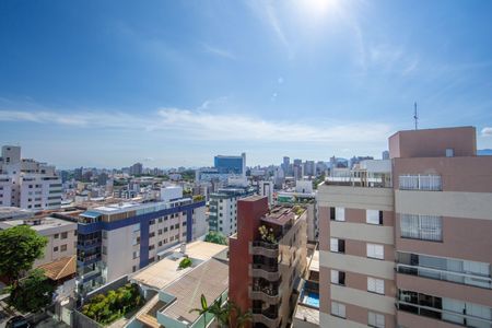 Apartamento à venda com 220m², 4 quartos e 3 vagasVISTA