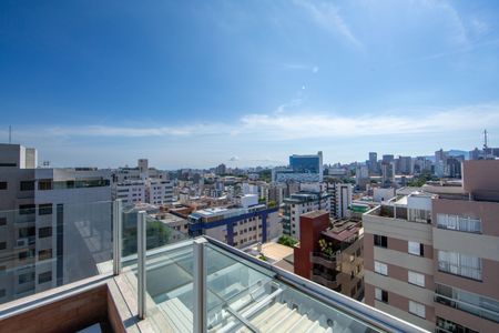 Apartamento à venda com 220m², 4 quartos e 3 vagasCOBERTURA