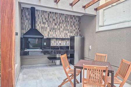 Apartamento para alugar com 45m², 2 quartos e 1 vagaÁrea comum - Churrasqueira