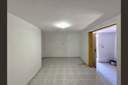 Casa à venda com 283m², 4 quartos e 4 vagas Casa à venda com 283m², 4 quartos e 4 vagasCasa 2