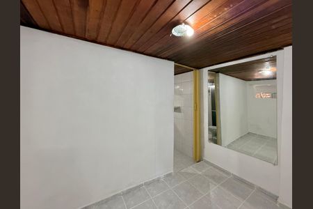 Casa à venda com 283m², 4 quartos e 4 vagas Casa à venda com 283m², 4 quartos e 4 vagasCasa 2