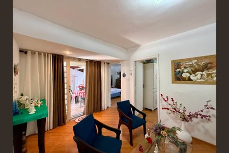 Sala de casa à venda com 4 quartos, 283m² em Jardim São Luís, São Paulo