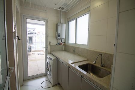 Apartamento para alugar com 181m², 4 quartos e 3 vagas Apartamento para alugar com 181m², 4 quartos e 3 vagasÁrea de Serviço