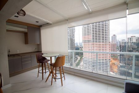 Apartamento para alugar com 181m², 4 quartos e 3 vagas Apartamento para alugar com 181m², 4 quartos e 3 vagasVaranda da Sala