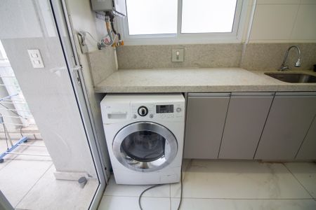 Apartamento para alugar com 181m², 4 quartos e 3 vagas Apartamento para alugar com 181m², 4 quartos e 3 vagasÁrea de Serviço